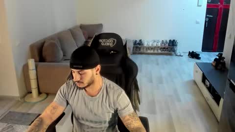 jonnyporn1 online show from 01/06/26, 04:11