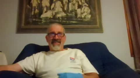 Snapshot of jony_five chatting on 05/05/26, 12:18 Jon online show from 05/05/26, 12:18