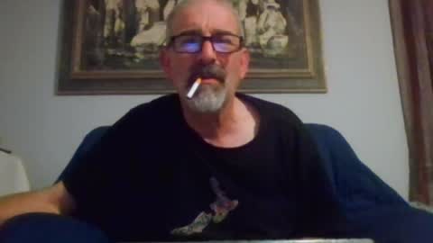 Snapshot of jony_five chatting on 05/08/26, 01:00 Jon online show from 05/08/26, 01:00