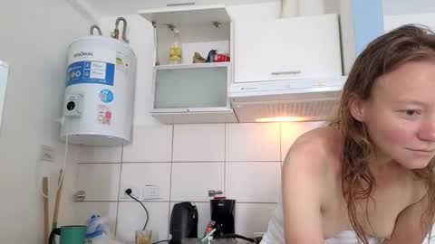 Jony Marta GMT 2000-0100 every day online show from 02/12/25, 02:10