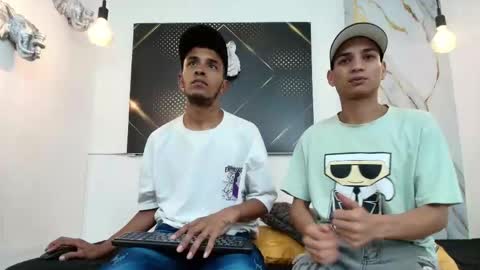 jordanandandrew online show from 12/21/25, 09:44