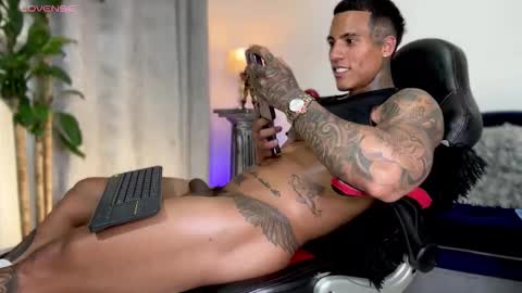    Schedule   3 pm - 10pm   OfflineTuesday and Wednesday online show from 12/19/25, 12:28