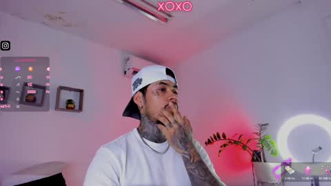 Snapshot of jordansmiith_ chatting on 01/25/25, 08:31 Jordan Smith online show from 01/25/25, 08:31