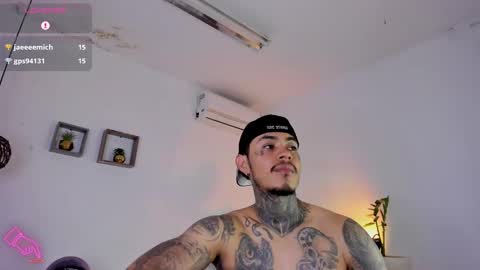 Snapshot of jordansmiith_ chatting on 02/19/25, 12:03 Jordan Smith online show from 02/19/25, 12:03