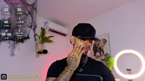 Snapshot of jordansmiith_ chatting on 11/03/25, 08:43 Jordan Smith online show from 11/03/25, 08:43