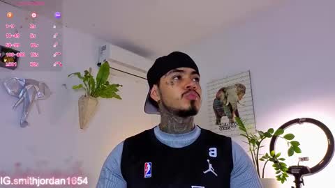 Snapshot of jordansmiith_ chatting on 11/19/25, 09:15 Jordan Smith online show from 11/19/25, 09:15