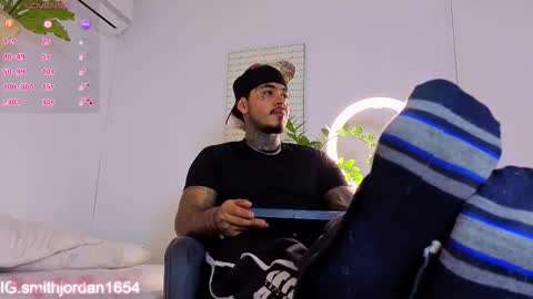 Snapshot of jordansmiith_ chatting on 11/21/25, 09:13 Jordan Smith online show from 11/21/25, 09:13