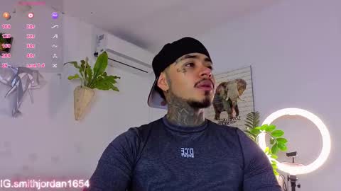 Snapshot of jordansmiith_ chatting on 12/01/25, 08:36 Jordan Smith online show from 12/01/25, 08:36