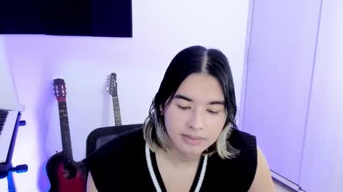 Snapshot of jordiwilldd chatting on 10/18/25, 05:43 Jiho online show from 10/18/25, 05:43