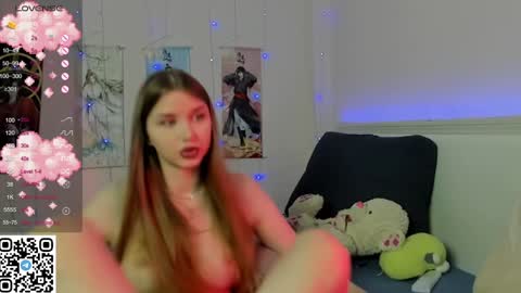 Mila online show from 02/05/25, 02:40