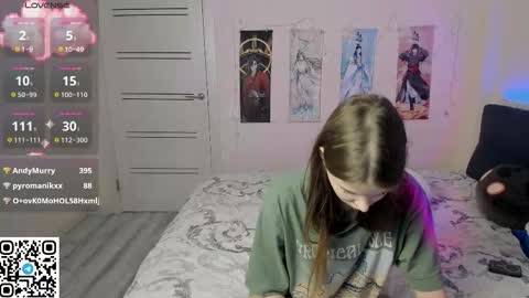 Mila online show from 09/23/25, 11:41