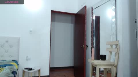 jose_rumbero91 online show from 02/18/25, 11:33