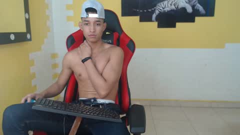 Snapshot of jose_sexycumm chatting on 12/22/24, 08:14 jose_sexycumm online show from 12/22/24, 08:14