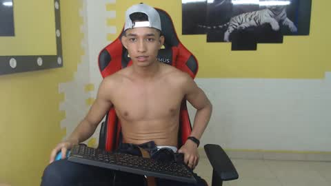 Snapshot of jose_sexycumm chatting on 12/22/24, 11:20 jose_sexycumm online show from 12/22/24, 11:20