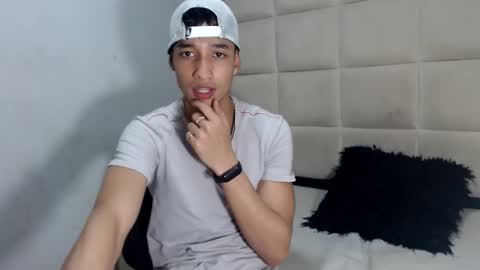 Snapshot of jose_sexycumm chatting on 01/06/25, 07:35 jose_sexycumm online show from 01/06/25, 07:35