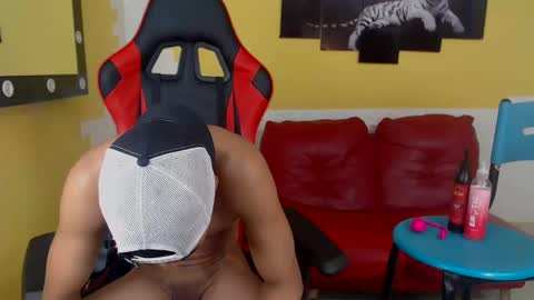 Snapshot of jose_sexycumm chatting on 01/17/25, 12:42 jose_sexycumm online show from 01/17/25, 12:42