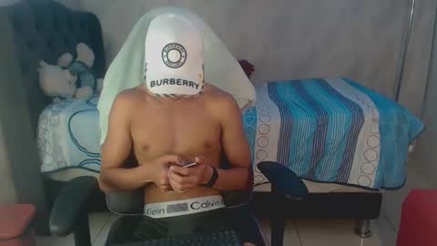 Snapshot of jose_sexycumm chatting on 01/17/25, 11:18 jose_sexycumm online show from 01/17/25, 11:18