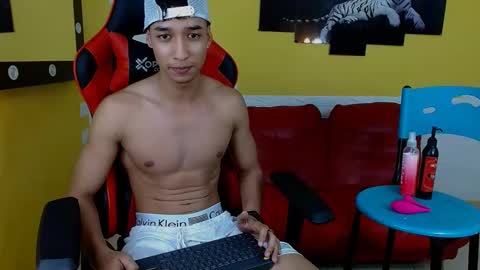 Snapshot of jose_sexycumm chatting on 01/20/25, 08:18 jose_sexycumm online show from 01/20/25, 08:18
