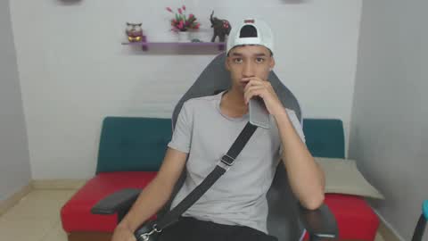 Snapshot of jose_sexycumm chatting on 02/18/25, 07:19 jose_sexycumm online show from 02/18/25, 07:19