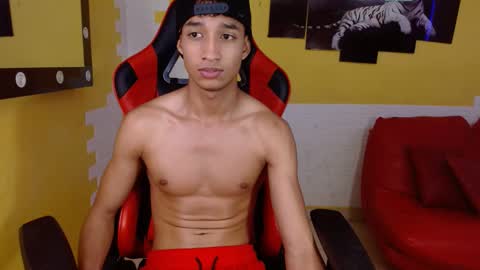 Snapshot of jose_sexycumm chatting on 03/05/25, 10:21 jose_sexycumm online show from 03/05/25, 10:21
