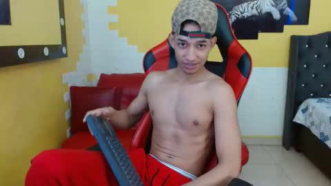 Snapshot of jose_sexycumm chatting on 09/12/25, 07:03 jose_sexycumm online show from 09/12/25, 07:03