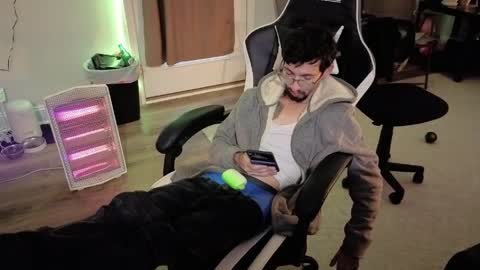 Josef online show from 04/01/26, 10:51