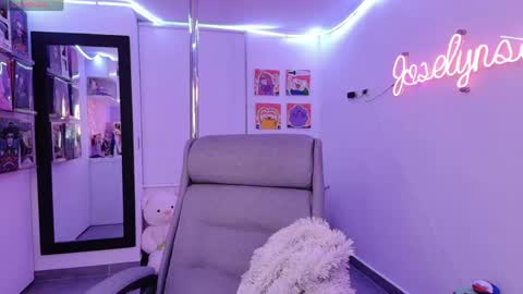 Sofia Garcia online show from 04/22/26, 02:03