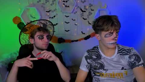 joseph_bear_ online show from 10/23/25, 07:12