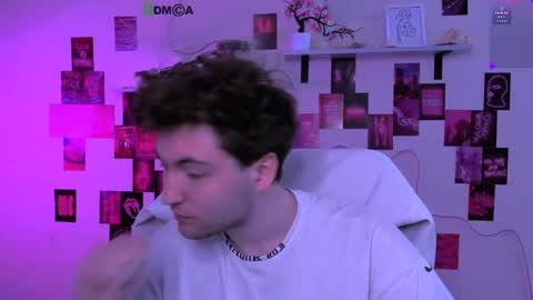 joseph_bear_ online show from 04/12/26, 08:52