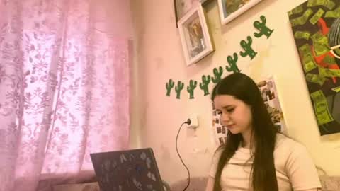 Emily Carter online show from 04/24/26, 07:55