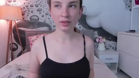Josephine online show from 05/05/26, 12:24