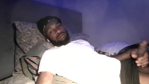 josephlongwat29 online show from 04/28/26, 06:07