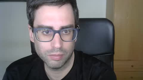 Snapshot of josevd chatting on 05/23/26, 11:03 Jose online show from 05/23/26, 11:03
