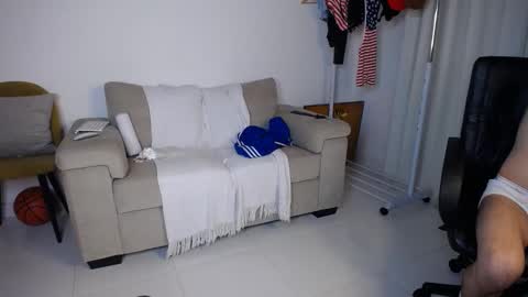 josezaens_ online show from 11/09/25, 09:07