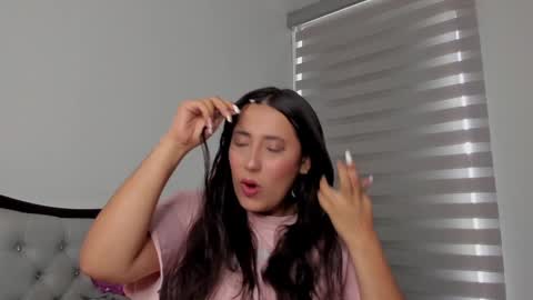 Snapshot of josh_and_dilany chatting on 01/26/25, 02:41 Dilany Josh online show from 01/26/25, 02:41