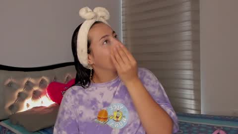 Snapshot of josh_and_dilany chatting on 02/08/25, 03:42 Dilany Josh online show from 02/08/25, 03:42