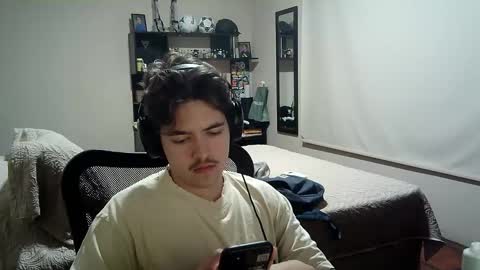 Snapshot of josh_fucks420 chatting on 12/03/24, 02:25 Josh online show from 12/03/24, 02:25