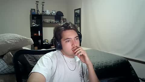 Snapshot of josh_fucks420 chatting on 03/06/25, 03:57 Josh online show from 03/06/25, 03:57