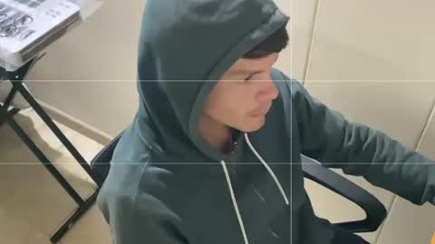 Nicolas online show from 03/25/26, 10:32