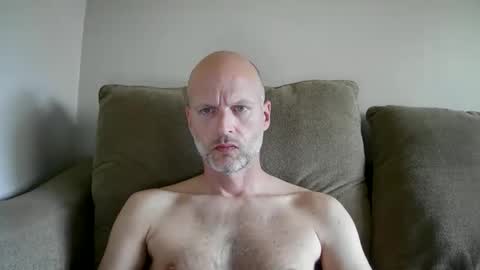 Snapshot of joshking2017 chatting on 12/13/24, 04:05 joshking2017 online show from 12/13/24, 04:05