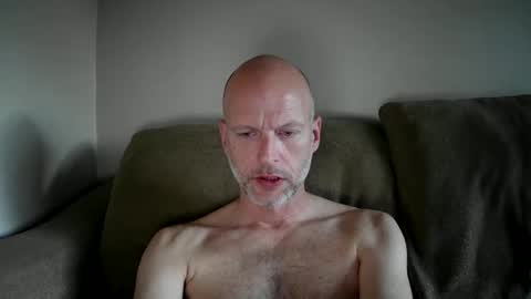 Snapshot of joshking2017 chatting on 01/01/25, 12:55 joshking2017 online show from 01/01/25, 12:55