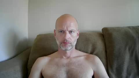 Snapshot of joshking2017 chatting on 01/01/25, 04:07 joshking2017 online show from 01/01/25, 04:07