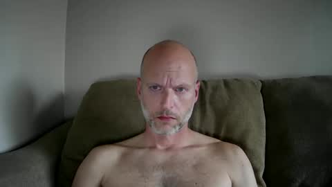 Snapshot of joshking2017 chatting on 01/03/25, 08:01 joshking2017 online show from 01/03/25, 08:01