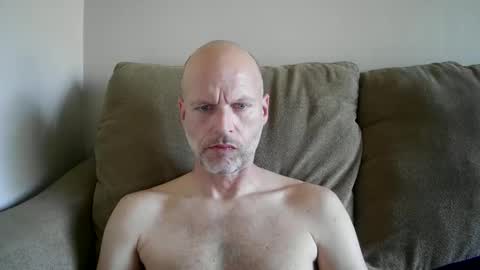 Snapshot of joshking2017 chatting on 01/12/25, 03:57 joshking2017 online show from 01/12/25, 03:57