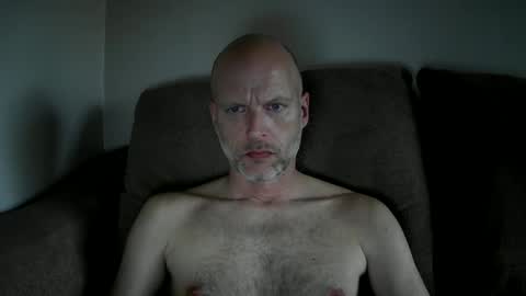 Snapshot of joshking2017 chatting on 02/16/25, 04:21 joshking2017 online show from 02/16/25, 04:21