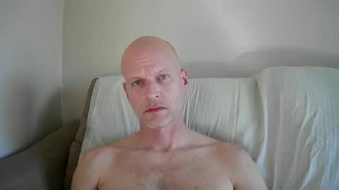 Snapshot of joshking2017 chatting on 02/23/25, 01:42 joshking2017 online show from 02/23/25, 01:42