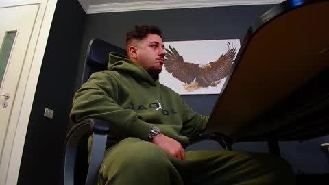 Snapshot of joshknights chatting on 02/26/25, 05:31 JoshKnight online show from 02/26/25, 05:31