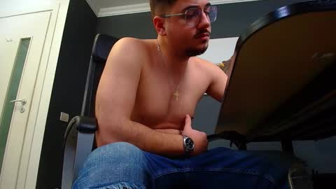 Snapshot of joshknights chatting on 03/01/25, 08:34 JoshKnight online show from 03/01/25, 08:34