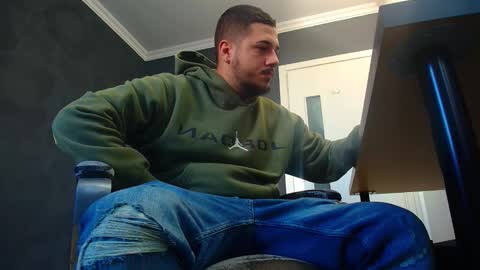 Snapshot of joshknights chatting on 09/18/25, 05:20 JoshKnight online show from 09/18/25, 05:20