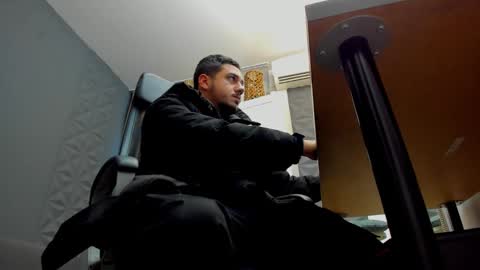 Snapshot of joshknights chatting on 10/20/25, 04:46 JoshKnight online show from 10/20/25, 04:46